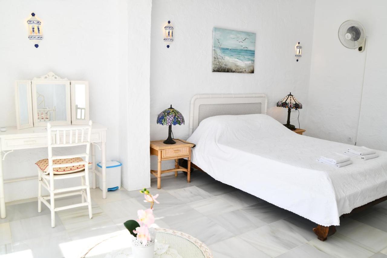 Sea Shells At Bahia Dorada Villa Estepona Ngoại thất bức ảnh