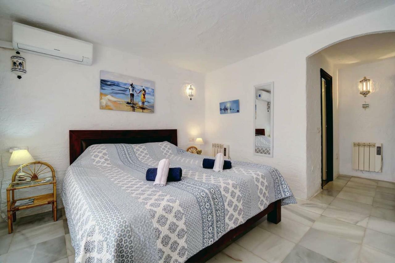 Sea Shells At Bahia Dorada Villa Estepona Ngoại thất bức ảnh