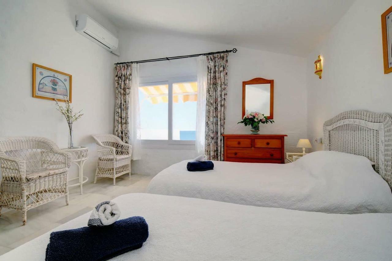 Sea Shells At Bahia Dorada Villa Estepona Ngoại thất bức ảnh